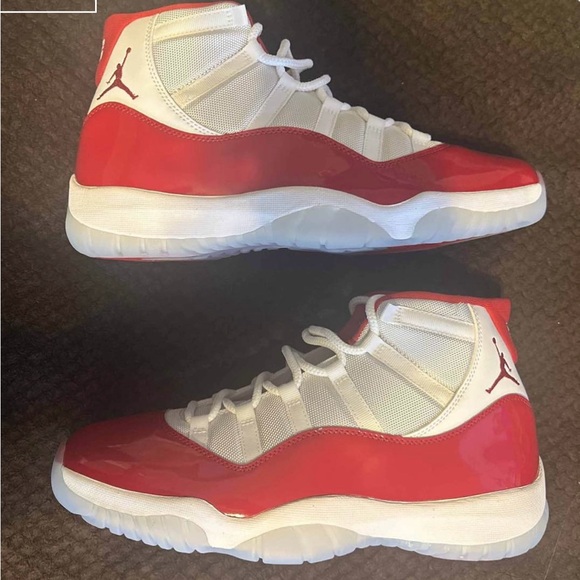 Air Jordan 11 Men’s- “Cherry” - Picture 3 of 3